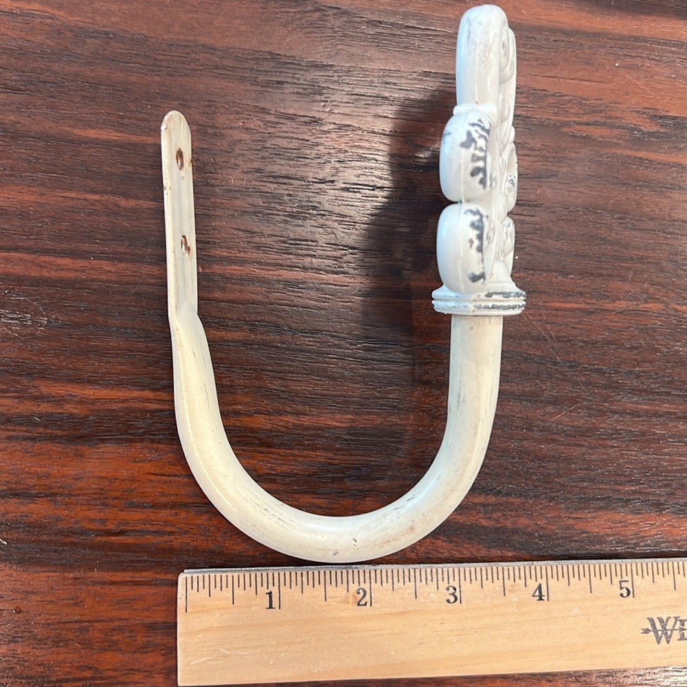 Metal Curtain ‘tie-backs’ or decorative hooks - Picture 11 of 12